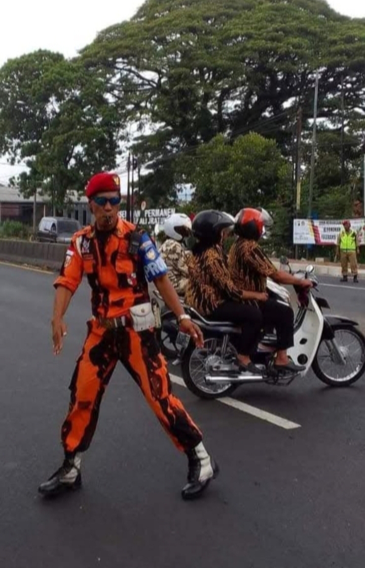 Di Tengah Upacara Hari Lahir Pancasila, Ada Keteladanan yang Tak Selalu Masuk Panggung